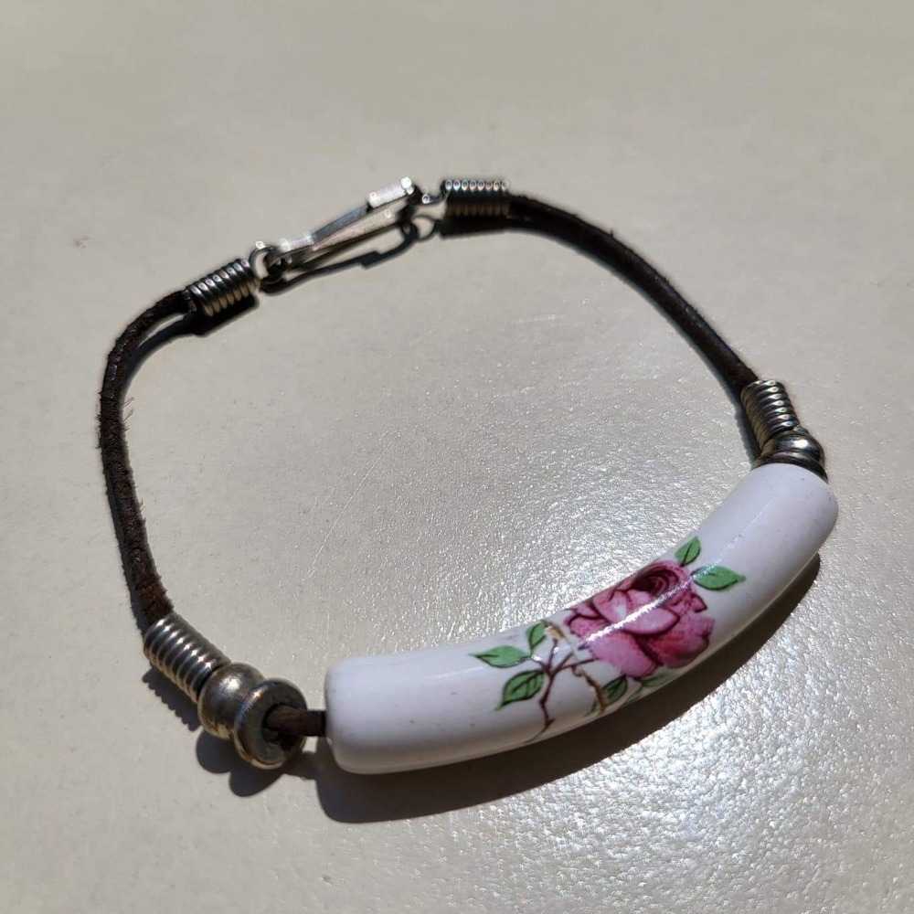 Vintage Leather Porcelain Rose Tube Bead Bracelet Brown Pink Floral Boho - Picture 2 of 6